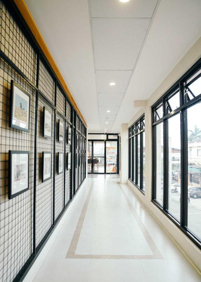Travelbee Airport Inn 麦克坦 外观 照片